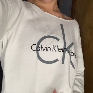 Calvin Klein cropped sweater crewneck